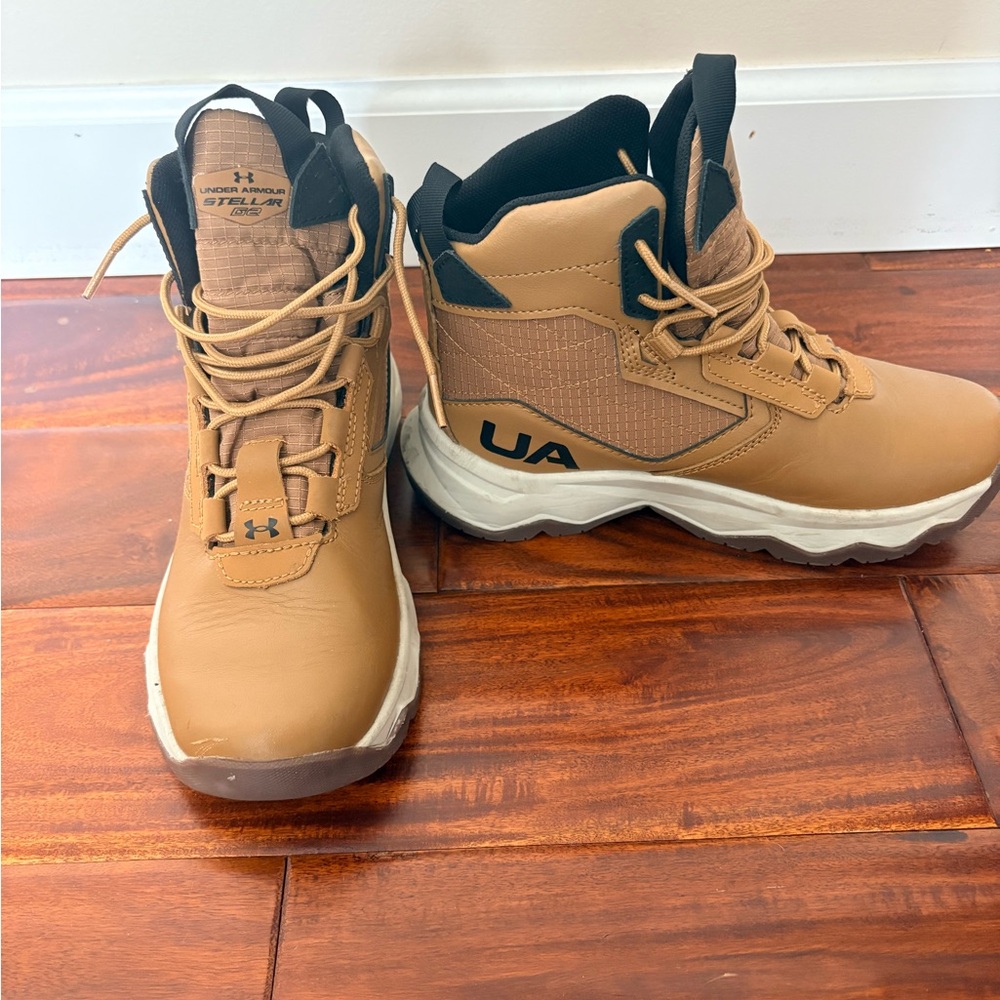 Under Armour kids Tan Boots